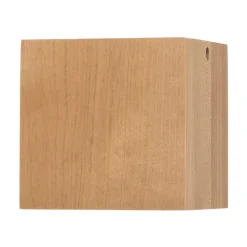 Plafondlamp Ara als houten kubus