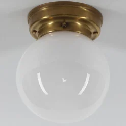 Plafondlamp D99-115 op B met opalen glazen kap