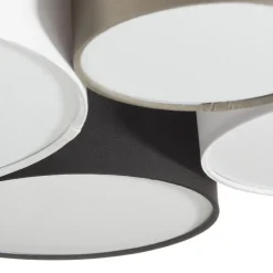 Plafondlamp Hotel met vier textiel lampenkappen