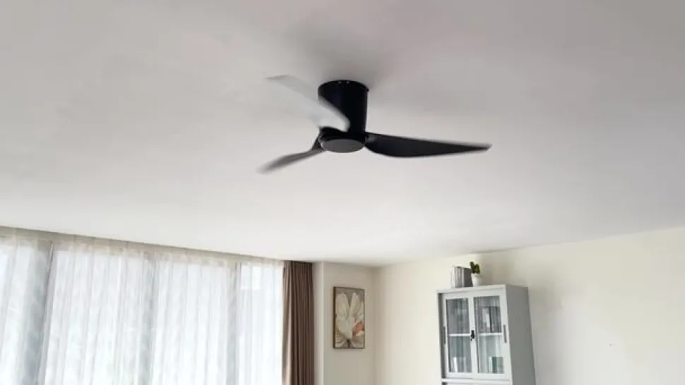 Plafondventilator Aulo, zwart, DC, stil, Ø 123 cm