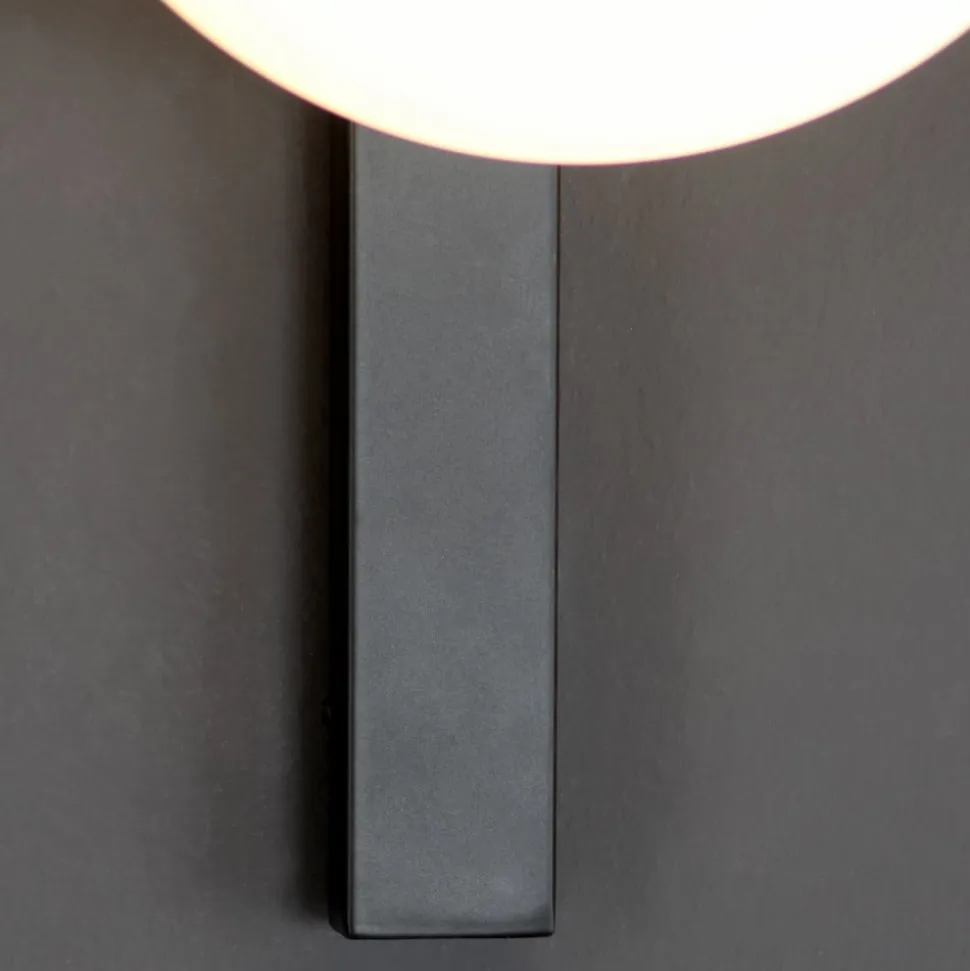 Pluto wandlamp, 1-lamp, zwart/wit, schakelaar