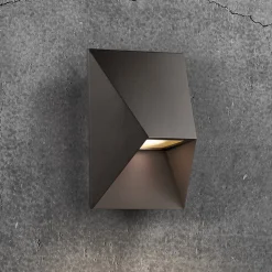 Pontio 15 buitenwandlamp, breedte 15 cm, zwart