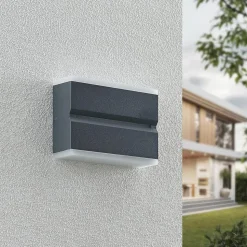 Prios Itarion LED buiten wandlamp, opaal witte kap