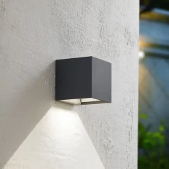 Prios LED wandlamp op zonne-energie Lius, hoogte 15 cm, bewegingsmelder