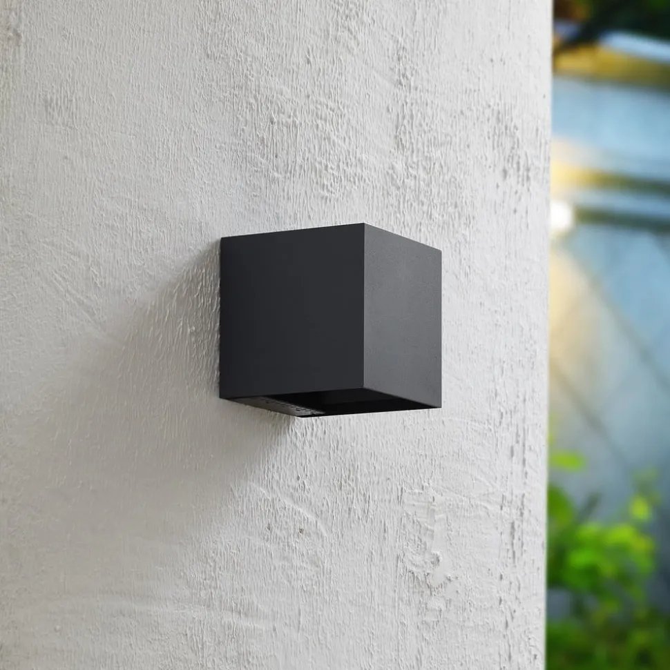 Prios LED wandlamp op zonne-energie Lius, hoogte 15 cm, bewegingsmelder