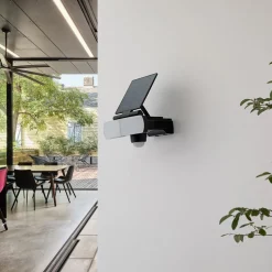 Prios LED wandspot Wrenley, zwart, sensor