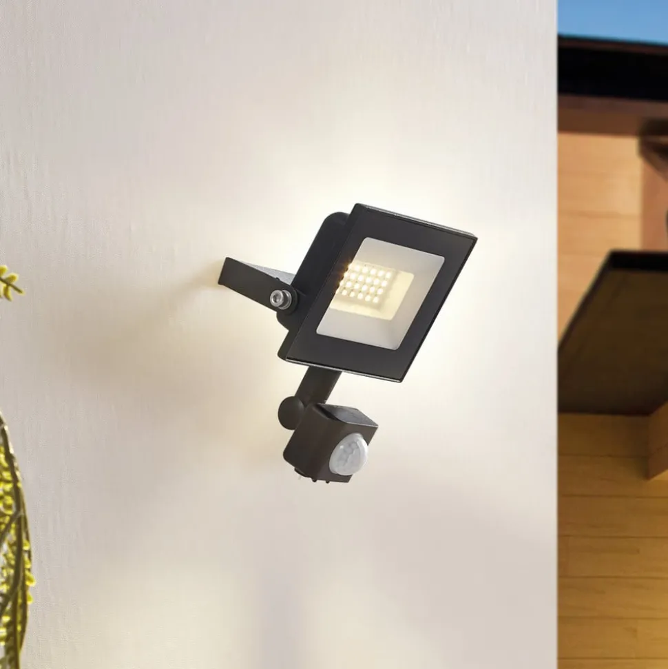 Prios Maikel buitenspot, 20W, 1500lm, metaal, sensor