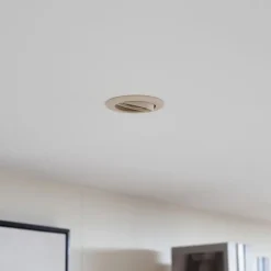 Prios plafond inbouwlamp Fibur, beige, aluminium, Ø 8,2 cm