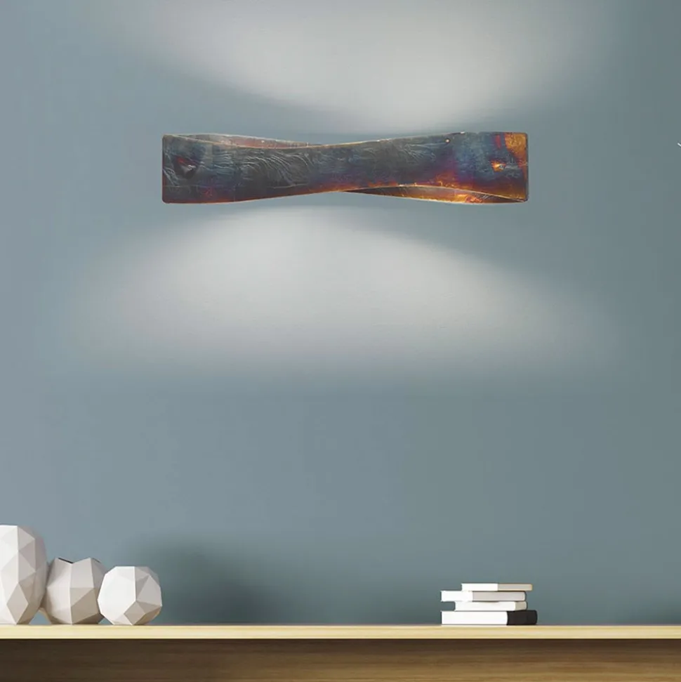 Quitani LED wandlamp Lian, goud geoxideerd