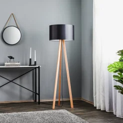 Quitani vloerlamp Arim, beuken, zwart chintz, driepoot