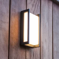 Rechte LED buitenwandlamp Qubo