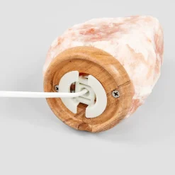 ROCK zoutlamp verspreidt gezellig licht