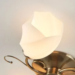 Romantisch ontworpen plafondlamp Amedea