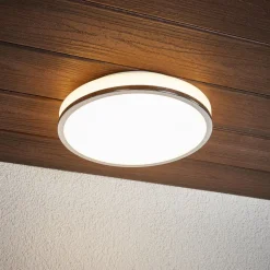 Ronde LED plafondlamp Lyss met chromen rand, IP44
