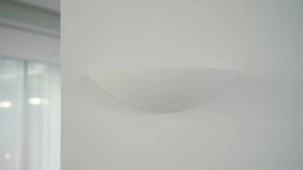 Schaalvormige gipsen wandlamp Guilia