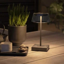 Scilla LED tafellamp met USB, zwart