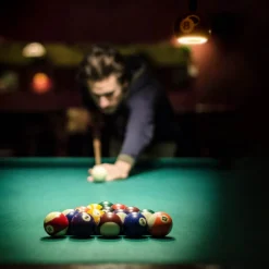 Segula LED wereldbol Zwevend Billard zwart 8, E27, G200 4 W 922