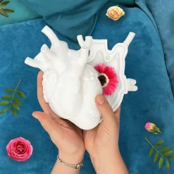 SELETTI Love in Bloom Liefde in een doosje, wit, porselein, fluweel