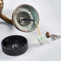 Sierlijke buitenwandlamp Antique, helder glas