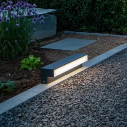 SLV L-Line Out LED sokkellamp CCT, hoogte 10 cm