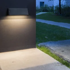 SLV Pema LED buitenwandlamp, CCT, zwart