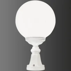 Sokkellamp 1131 met bolkap, wit