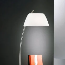 Stijlvolle vloerlamp Malmö, nikkel