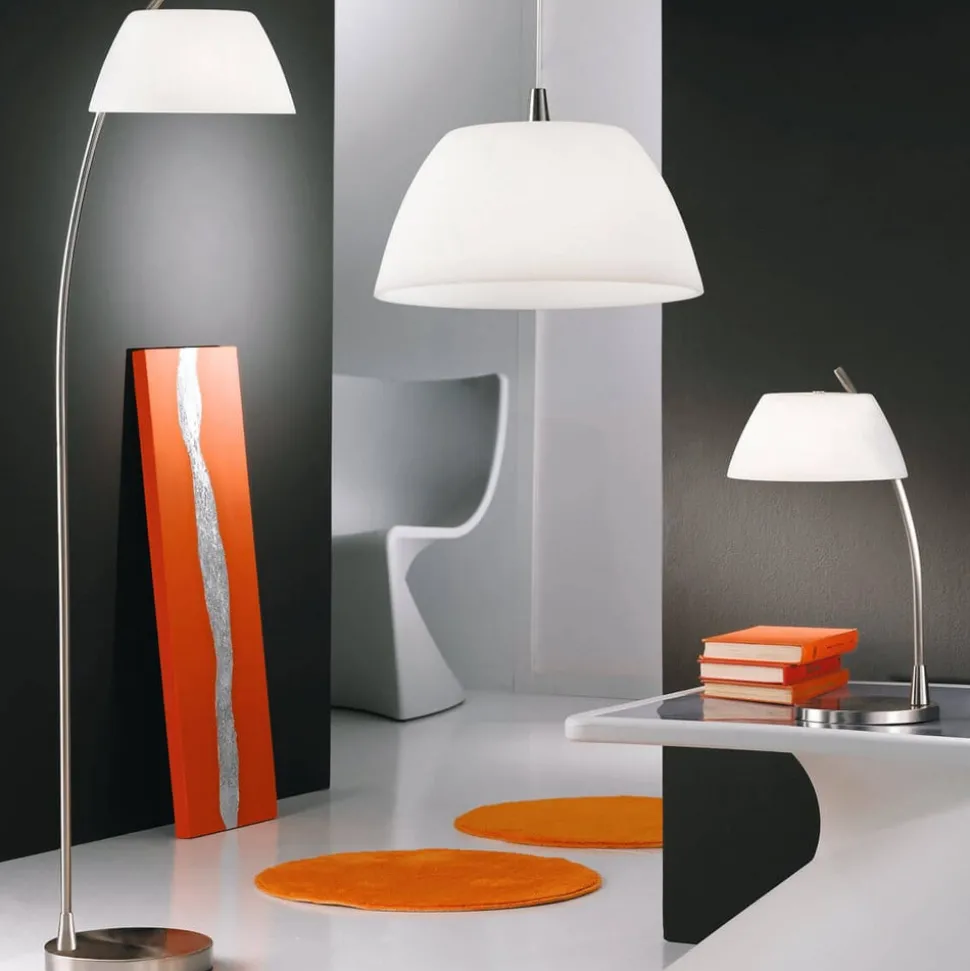 Stijlvolle vloerlamp Malmö, nikkel