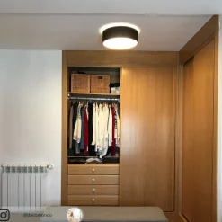 Stoffen plafondlamp Coleen in zwart, binnenin goud