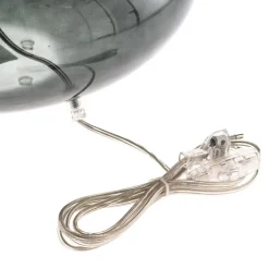 Tafellamp Skien, kap wit, glazen voet rookgrijs