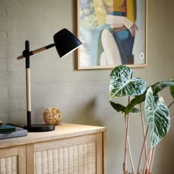 Tafellamp Theo, van essenhout