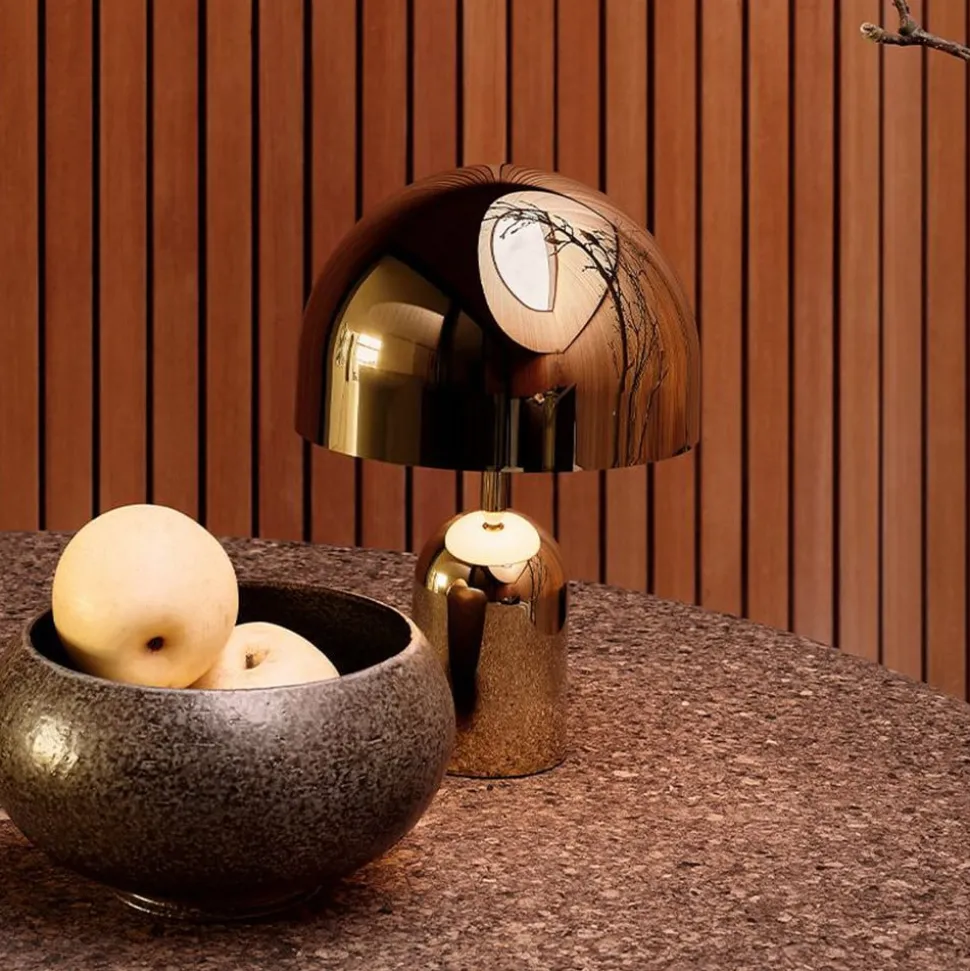 Tom Dixon Bell draagbare LED tafellamp, koperkleurig