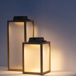 Tradition LED-lantaarn op zonne-energie gemaakt van teakhout Hoogte 65