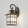 Traditionele buitenwandlamp ILKA, lantaarnvorm