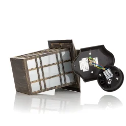 Traditionele buitenwandlamp ILKA, lantaarnvorm