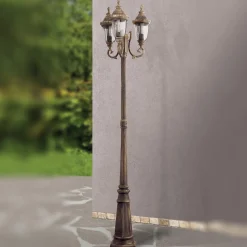 Traditionele 3-lichts lantaarnpaal PAULA