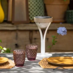 Tyble LED tafellamp op zonne-energie, wit / teak, 2.700 K, 200 lm