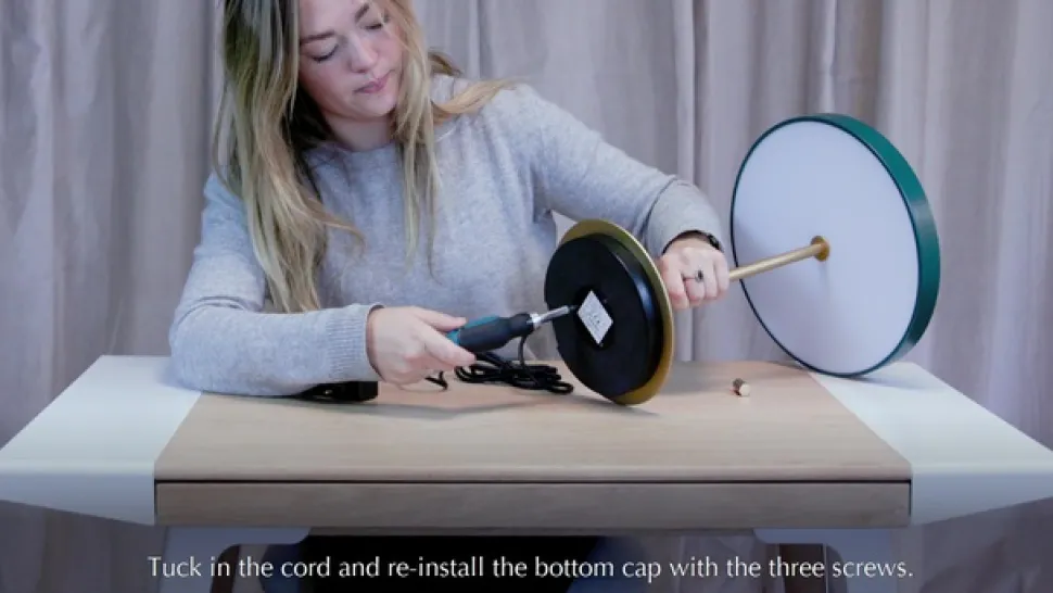 UMAGE LED tafellamp Asteria Table, USB, robijnrood/messing