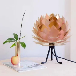 UMAGE Silvia Mini tafellamp koper/tripod zwart