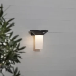 Valta LED wandlamp op zonne-energie met bewegingsmelder