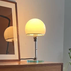 Van glas vervaardigde Wagenfeld-tafellamp