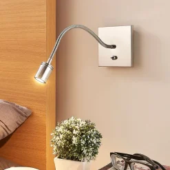 Verchroomde wandleeslamp Berfin, LED