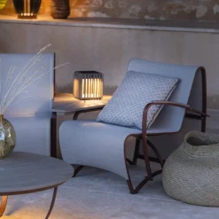 Verti LED tafellamp op zonne-energie, teak-grijs, 3.000 K, 300 lm