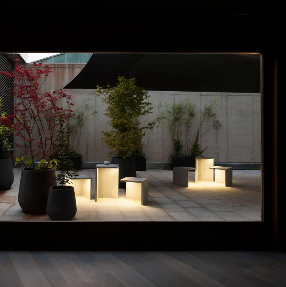 Vibia Empty 4136 buitenlamp van beton, 55 cm