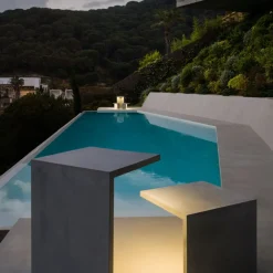 Vibia Empty 4136 buitenlamp van beton, 55 cm