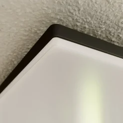 Vierkante LED plafondlamp Henni voor buiten