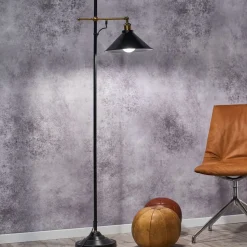 Vloerlamp Lenius met beweegbare kap