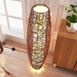 Vloerlamp Lindby Nias, hoogte 111 cm, rotan, textiel