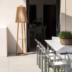 Vloerlamp op zonne-energie Tecka met sensor, teak