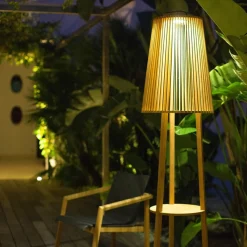 Vloerlamp op zonne-energie Tecka met sensor, teak
